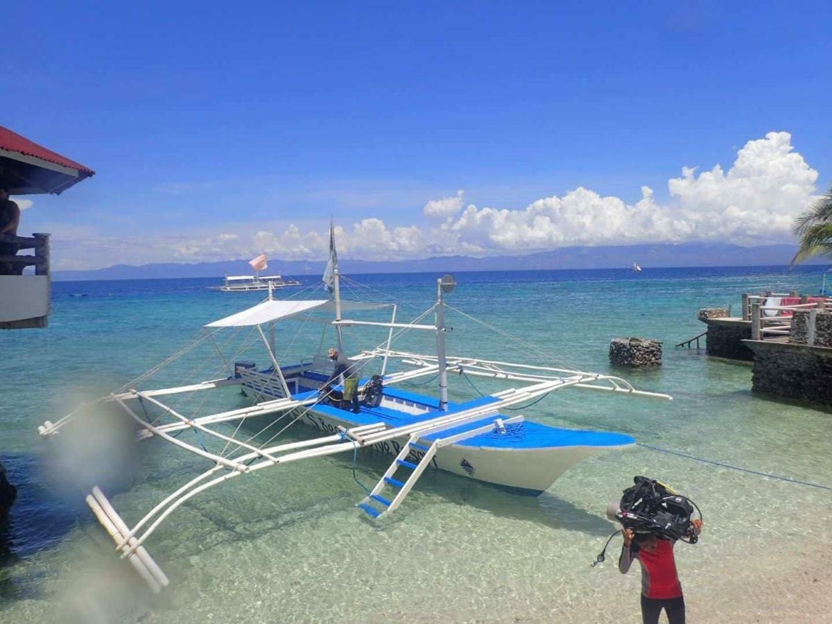 Love'S Beach & Dive Resort Moalboal Extérieur photo